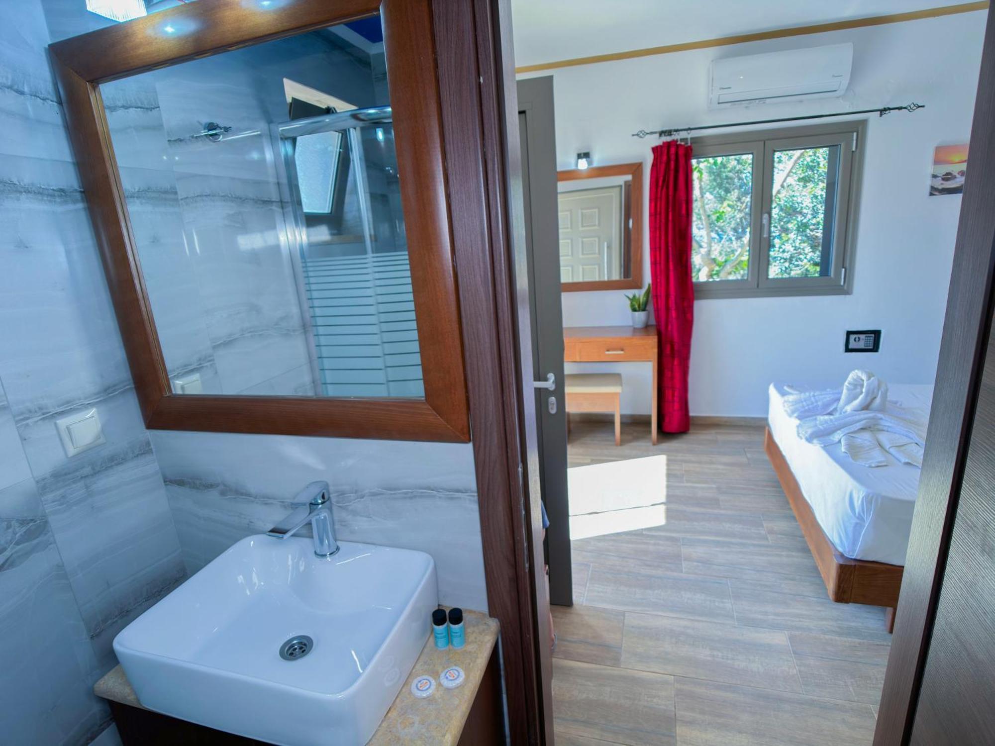 Beautiful Life Rooms With Sea View - Next To Elafonisi Beach Buitenkant foto
